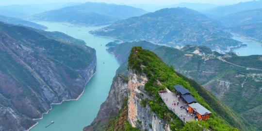 重庆三峡之巅景区今日开始闭园升级